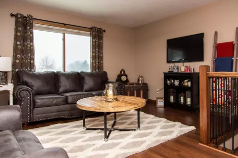 3407 Breen Dr, Bismarck, ND 58501 photo 4