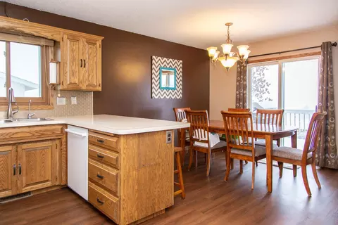 3407 Breen Dr, Bismarck, ND 58501 photo 7