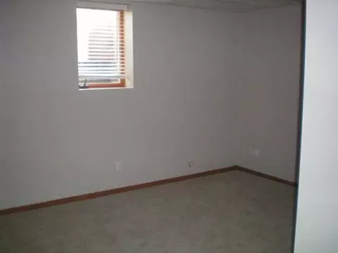 526 Munich Dr, Bismarck, ND 58504 photo 33