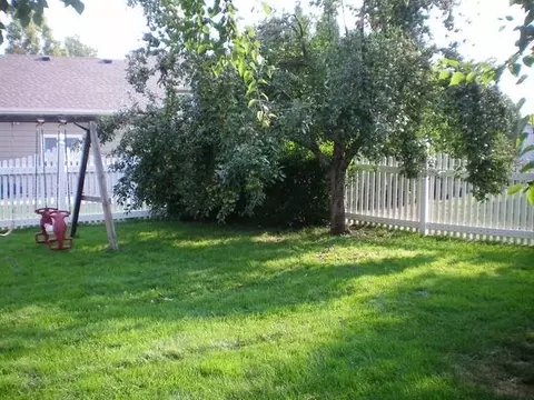 526 Munich Dr, Bismarck, ND 58504 photo 35