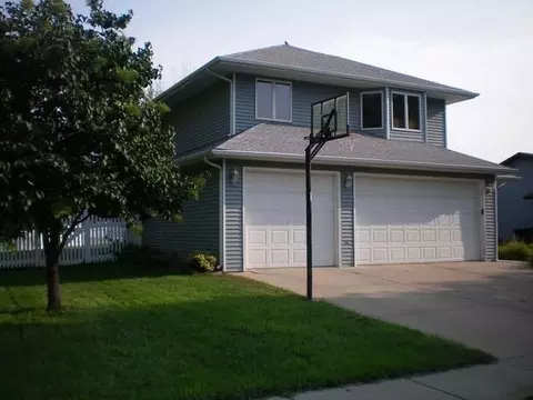 526 Munich Dr, Bismarck, ND 58504 photo 25