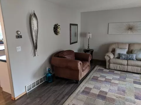 526 Munich Dr, Bismarck, ND 58504 photo 12
