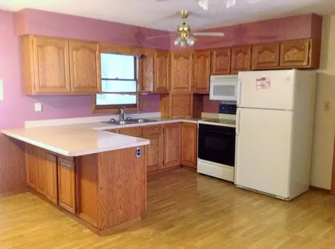 906 8th Ave W, Mobridge, SD 57601 photo 3