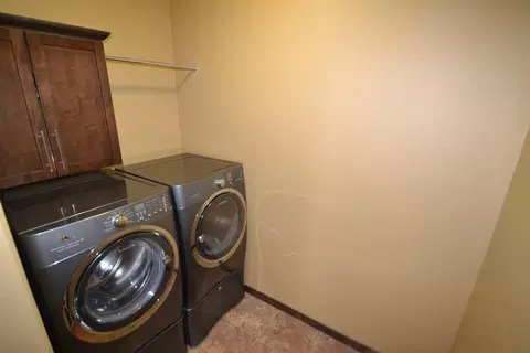 3920 Crest Cir, Bismarck, ND 58503 photo 28