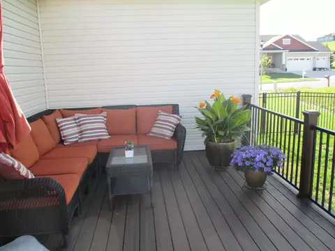 3920 Crest Cir, Bismarck, ND 58503 photo 11