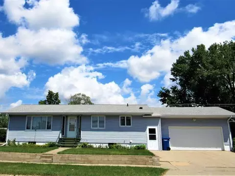 400 Main St E, Beulah, ND 58523 photo 1