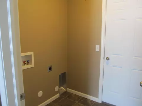 3221 Rutland Dr, Bismarck, ND 58504 photo 14