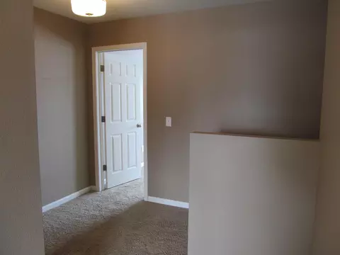 3221 Rutland Dr, Bismarck, ND 58504 photo 6