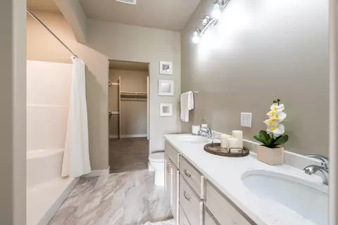 751 Compass Loop, Bismarck, ND 58504 photo 4