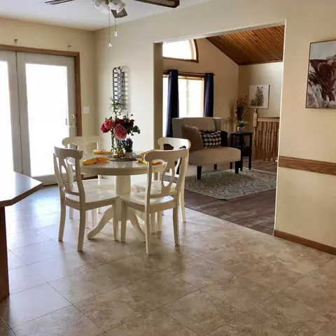 7603 Twilight Rd, Bismarck, ND 58503 photo 4