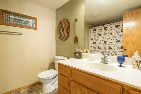 4407 Calgary Ave E, Bismarck, ND 58503 photo 14