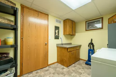 4407 Calgary Ave E, Bismarck, ND 58503 photo 21