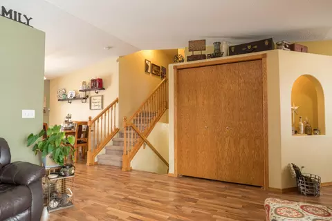 4407 Calgary Ave E, Bismarck, ND 58503 photo 5