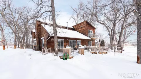 6318 Sully Dr, Bismarck, ND 58504 photo 32