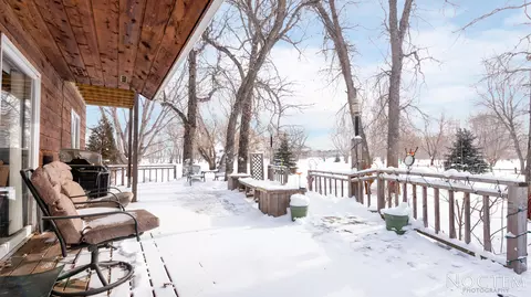 6318 Sully Dr, Bismarck, ND 58504 photo 33