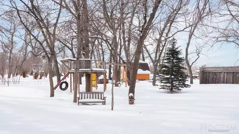 6318 Sully Dr, Bismarck, ND 58504 photo 35