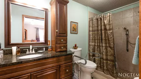6318 Sully Dr, Bismarck, ND 58504 photo 16