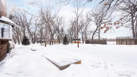 6318 Sully Dr, Bismarck, ND 58504 photo 37