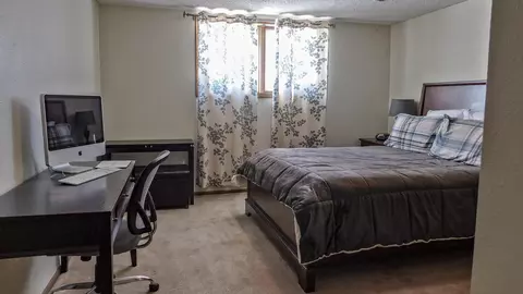 912 Constitution Dr, Bismarck, ND 58501 photo 31
