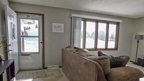 912 Constitution Dr, Bismarck, ND 58501 photo 15