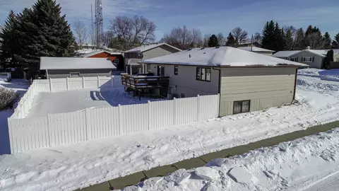 912 Constitution Dr, Bismarck, ND 58501 photo 41