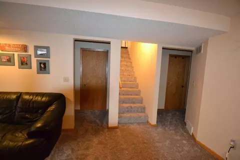 422 E Denver Ave, Bismarck, ND 58504 photo 21