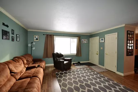 422 E Denver Ave, Bismarck, ND 58504 photo 6