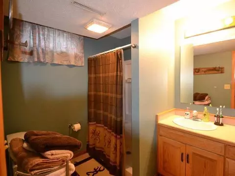 422 E Denver Ave, Bismarck, ND 58504 photo 26