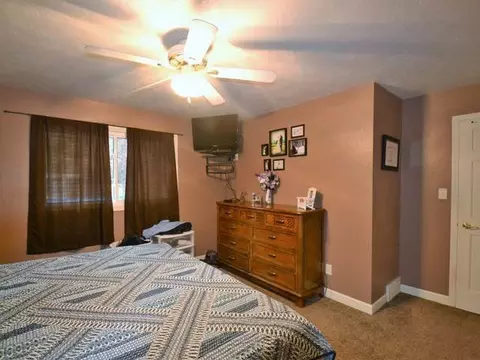 422 E Denver Ave, Bismarck, ND 58504 photo 11