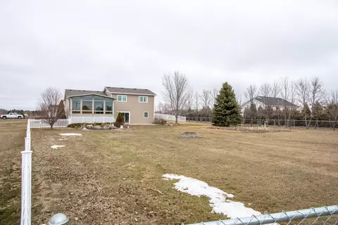 7521 Beacon Loop, Bismarck, ND 58504 photo 50