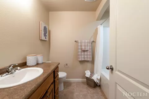 723 Compass Loop, Bismarck, ND 58504 photo 16