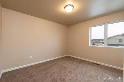 723 Compass Loop, Bismarck, ND 58504 photo 17