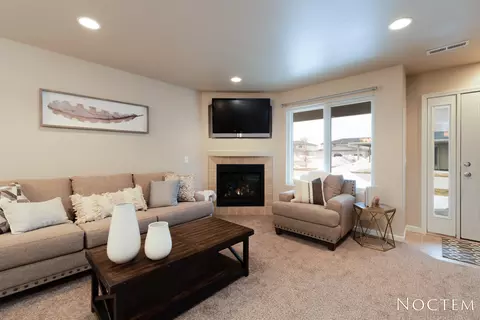 723 Compass Loop, Bismarck, ND 58504 photo 5