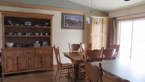 300 Sunflower Dr, Bismarck, ND 58503 photo 7