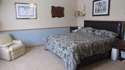 300 Sunflower Dr, Bismarck, ND 58503 photo 11