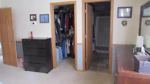 300 Sunflower Dr, Bismarck, ND 58503 photo 12