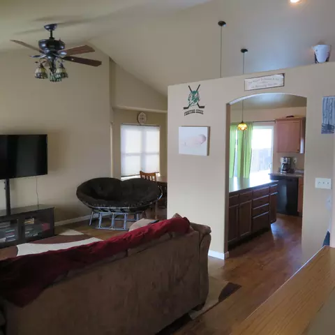 6360 Edgerly Ln, Lincoln, ND 58504 photo 9