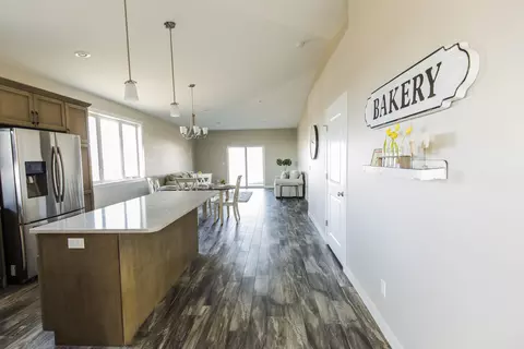 4216 Cumberland Lp, Bismarck, ND 58503 photo 4