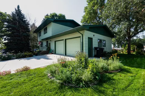 520 Gary Ave, Bismarck, ND 58501 photo 35