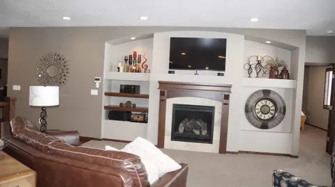 1444 Eagle Crest Loop, Bismarck, ND 58503 photo 8