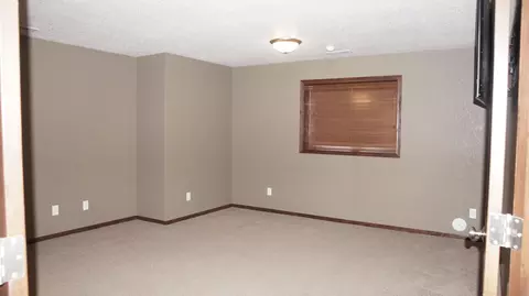 1444 Eagle Crest Loop, Bismarck, ND 58503 photo 31