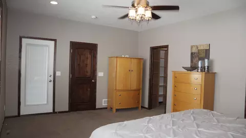 1444 Eagle Crest Loop, Bismarck, ND 58503 photo 18