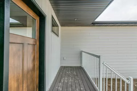 5329 Basalt Dr, Bismarck, ND 58503 photo 5