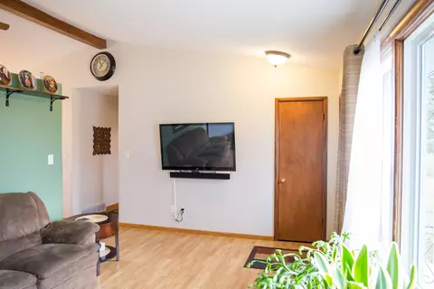 703 Terry Pl NW, Mandan, ND 58554 photo 7