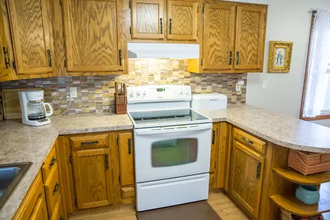 703 Terry Pl NW, Mandan, ND 58554 photo 11