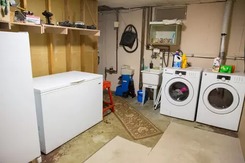 703 Terry Pl NW, Mandan, ND 58554 photo 35