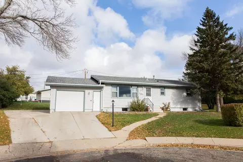 703 Terry Pl NW, Mandan, ND 58554 photo 38