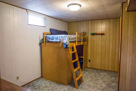 703 Terry Pl NW, Mandan, ND 58554 photo 32
