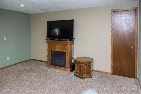 1612 E Omaha Dr, Bismarck, ND 58504 photo 20