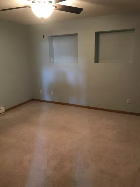 1046 Riverview Ave, Bismarck, ND 58504 photo 15